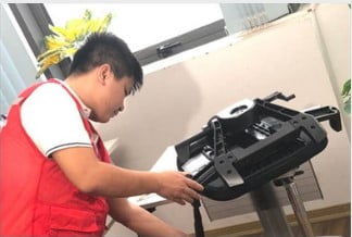 Lắp ghế văn phòng fursys